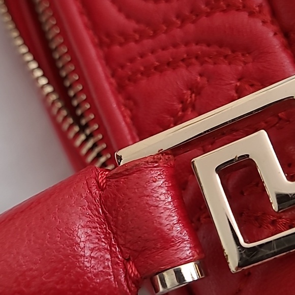 Gianni Versace - Picture 11 of 16